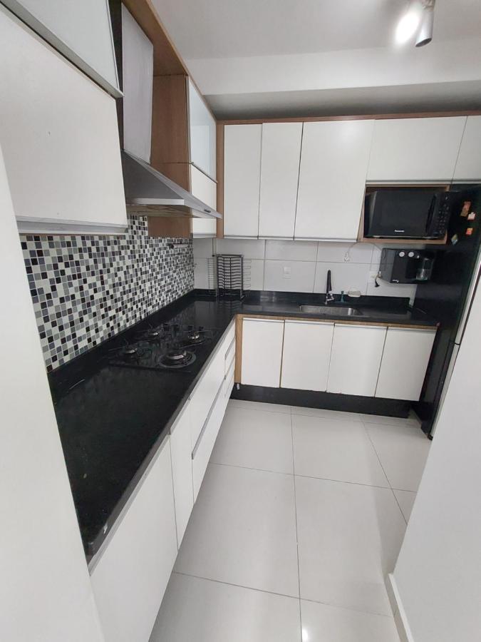 Apartamento A 50M Praia Maitinga, Wifi, Churrasqueira Na Varanda Бертиога Екстериор снимка
