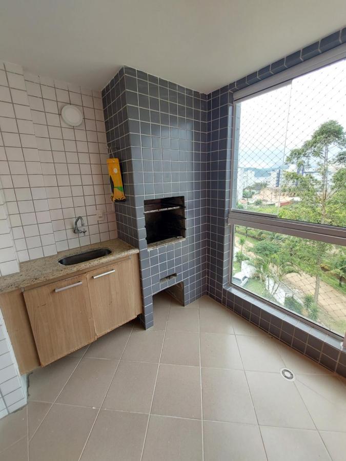 Apartamento A 50M Praia Maitinga, Wifi, Churrasqueira Na Varanda Бертиога Екстериор снимка