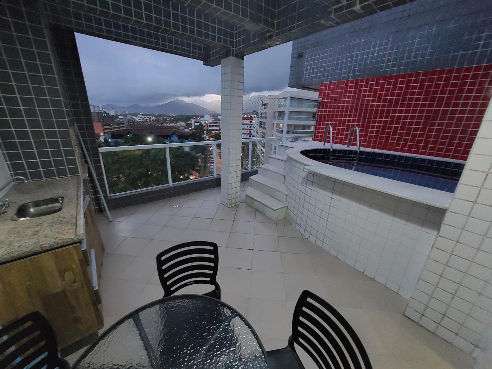 Apartamento A 50M Praia Maitinga, Wifi, Churrasqueira Na Varanda Бертиога Стая снимка